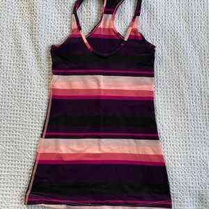 Lululemon yoga tank